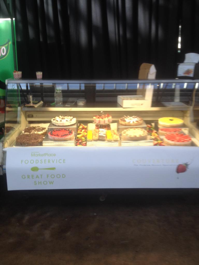 <a href="/c_desserts/">Couverture Desserts</a> #musgravefoodshow <a href="/StGeorgesMarket/">St George's Market ❤</a> looking great now where's my fork 🍰