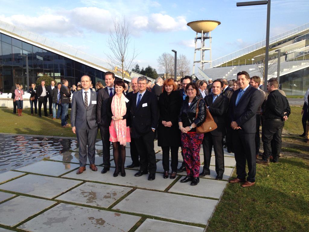 JeroenBloemen's tweet photo. #CordaIncubator officieel van start! Waar is da feestje! http://t.co/bvaRFb0Ryx