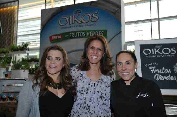 MuroReforma's tweet photo. Ya probaste Oikos Frutos Verdes? Es la más reciente novedad de @YogDanone, y fue presentado en @WomensWeekendMX http://t.co/16JLgjIpuS