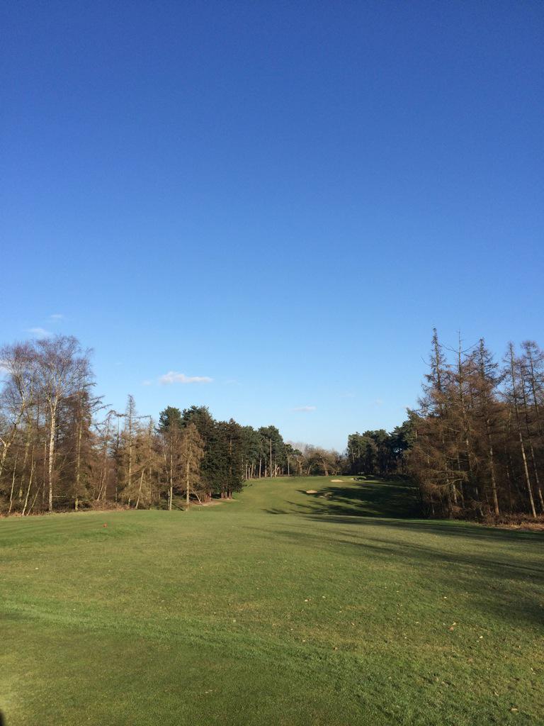 BrocketHallPros's tweet photo. Perfect day for golf! http://t.co/fQ7iRrCAHt