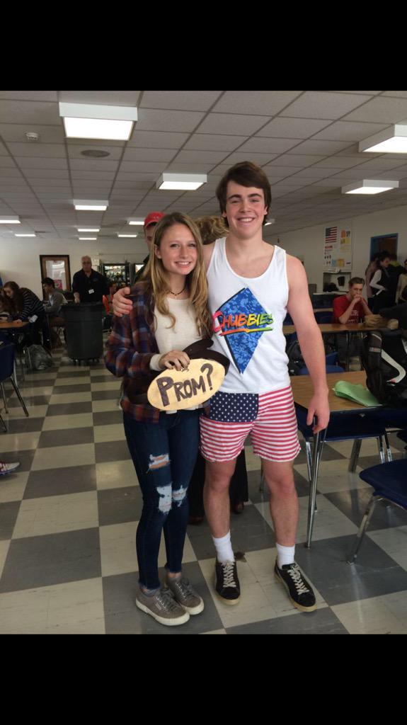 congrats to this heavy weight champion on winning ur way into slastigs heart. you did good kid. Sarah jeans on fleek😏