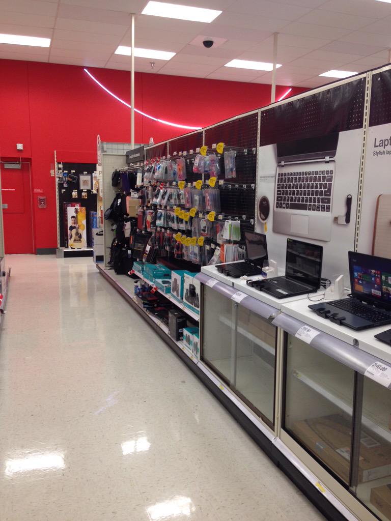 lisaap771's tweet photo. #G391AP4x4 -Issac still going at 771!  Zoned and Stocked in Electronics! http://t.co/jef8E107hl