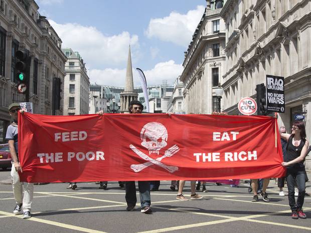 Britain's divided decade: the rich are 64% richer than before the recession, while the poor are 57% poorer  B_vGb7JVEAIoyeh