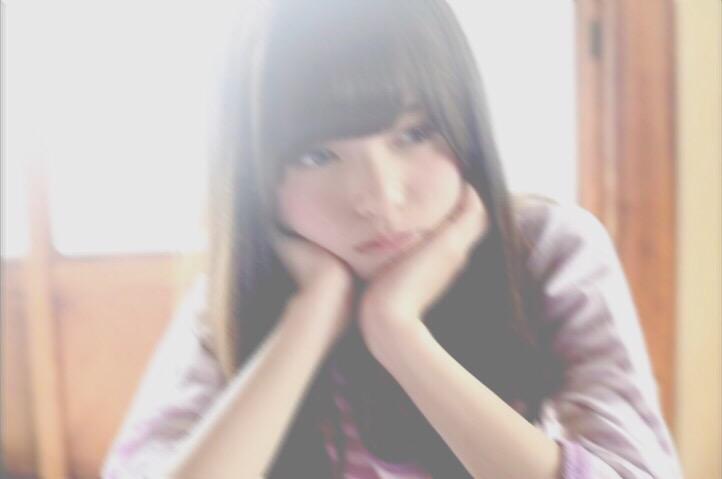 asriiyy's tweet photo. ♡♡

　　　　🐰💓

　　別に　 「　好き　 」

　　　　　なんか じゃ 　ない

___

　　　　　Rrr　　◎

　　　Fll

　💄👗

　　　　　　..　 嘘 ,   気付いて

　　まい　だーりん

>＞

　◉ http://t.co/RBID6vJCCE