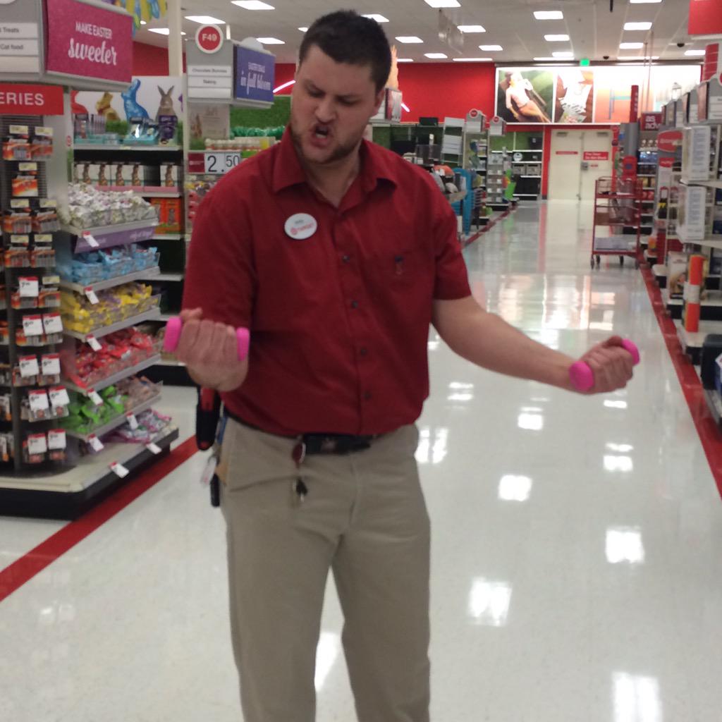 JoeGerard15's tweet photo. @alisonjstephen @MrAndyZap is working out today with the POG team. #t0924 #groomingleaders #smallbutmighty http://t.co/iGrSqkB2OW