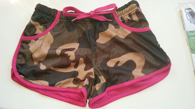 Danke an den anonymen User f&uuml;r das super Geschenk...zum joggen f&uuml;r die hei&szlig;en Tage perfekt :) http://t<a href="/tag/model"class="tags"><span>#model</span></a><a href="/tag/visitx"class="tags"><span>#visitx</span></a><a href="/tag/sexyjenjen"class="tags"><span>#sexyjenjen</span></a>