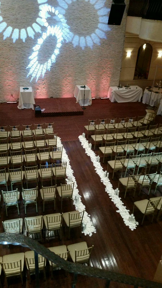 partiesnall's tweet photo. Parties N All offers Day of coordination services in New York
631-949-1800 New York wedding planner http://t.co/RaF18HJp91