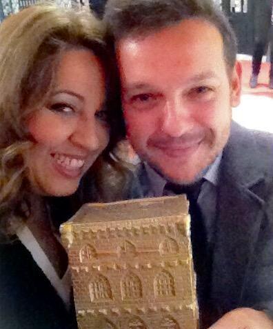 LosMisElMusical's tweet photo. Hemos sido galardonados con el #PremiosErcilla al Mejor espectáculo teatral de 2014. ¡Enhorabuena a toda la compañía! http://t.co/gPkqLF3qiW