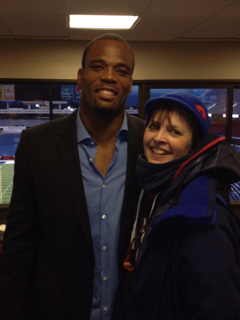 RobynMundyWYO's tweet photo. Why did you block your most ardent supporter from Wyoming? #FreeWyo http://t.co/nlt4z2BGbS