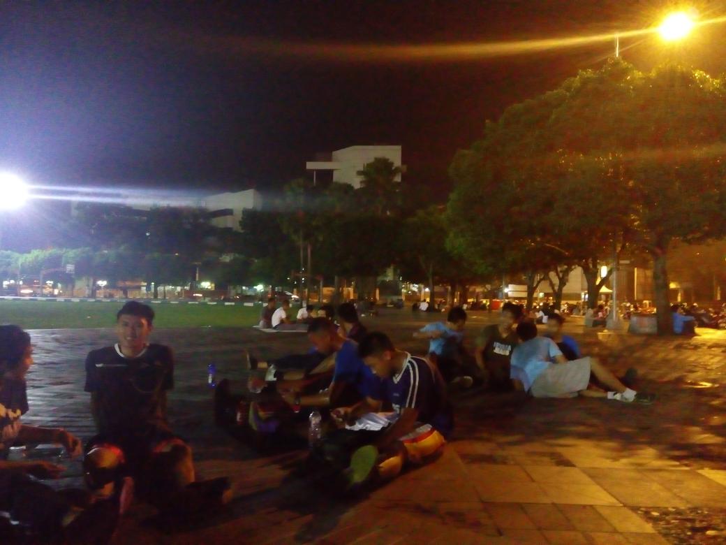 Jember Night Runners tweet media