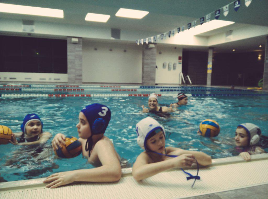 sartimarco's tweet photo. Uno spettacolo vedere i bambini in acqua!! @klab_wellness @NGMFirenzeWp #festadelladonna http://t.co/0QSu3528fN