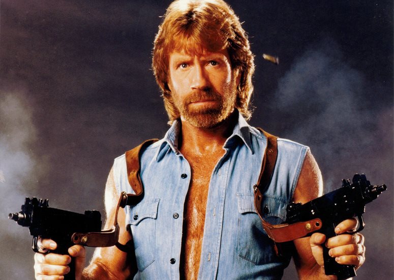 Happy 75th birthday ! Top 10 Chuck Norris Moments:  