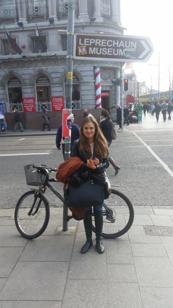 Embedded image permalink