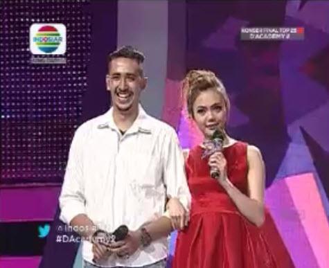 Indosiar's tweet photo. COCOK??
Coba RT yang bilang @Rina_Nose cocok sama Fahmi #DAcademy2 http://t.co/topdnU1t1e