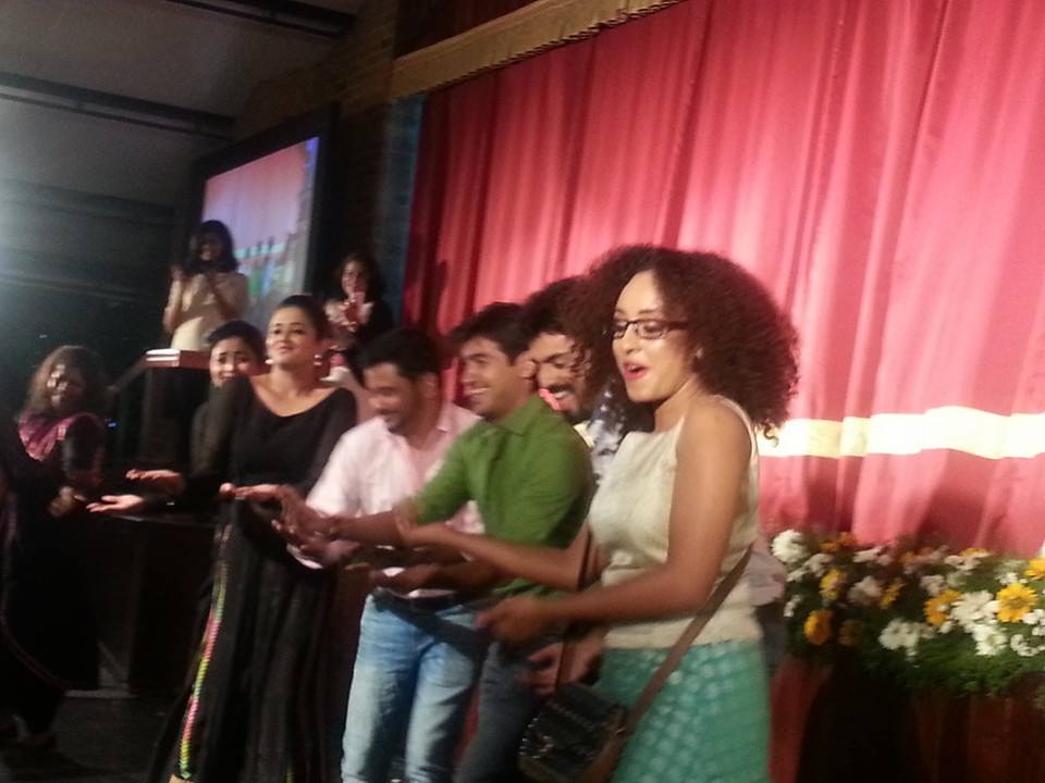 gopu_krishna_'s tweet image. @priyamani6 @padmasoorya live stillls in cochin...#sarovaram...@praseesujit @Pearle_Maaney wow!!!.nyc pics
@99Neerav