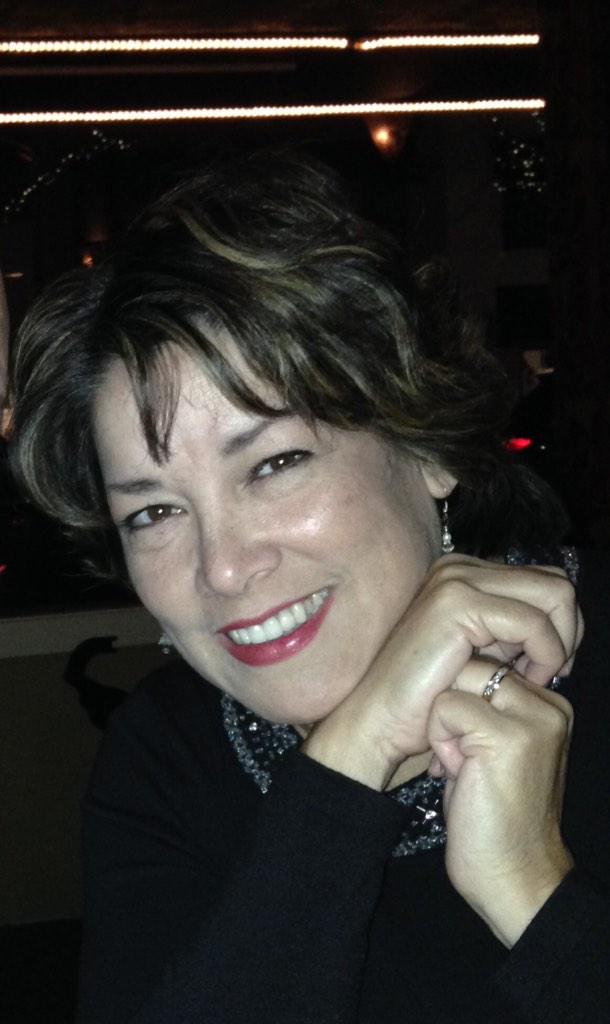 ClementyneJ's tweet photo. Interviewed my mom at dinner on GenY http://t.co/9DsPROaG2H