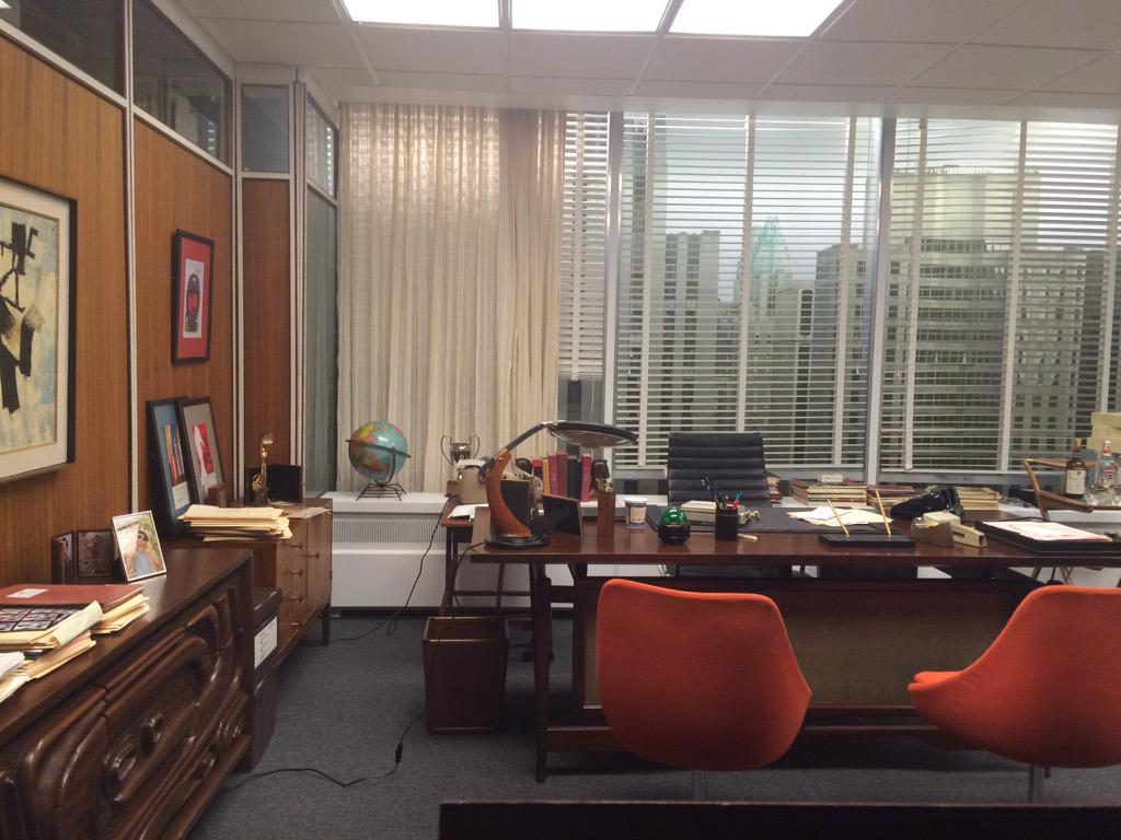 Top 34+ imagen don draper office furniture Abzlocal.mx