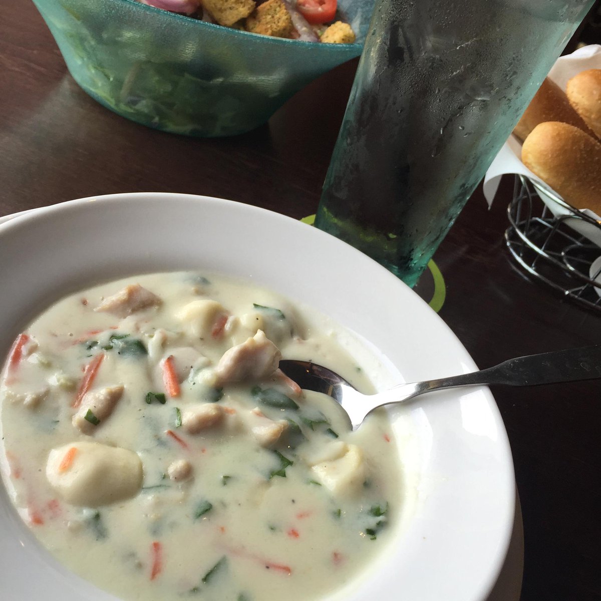 olivegarden unlimited soup unlimited salad unlimited breadsticks infinite yum pictwittercommotf2ko42q erinecurtis bailee_curtis - Olive Garden Unlimited Soup And Salad olivegarden unlimited soup unlimited salad unlimited breadsticks infinite yum pictwittercommotf2ko42q erinecurtis bailee_curtis - Olive Garden Unlimited Soup And Salad