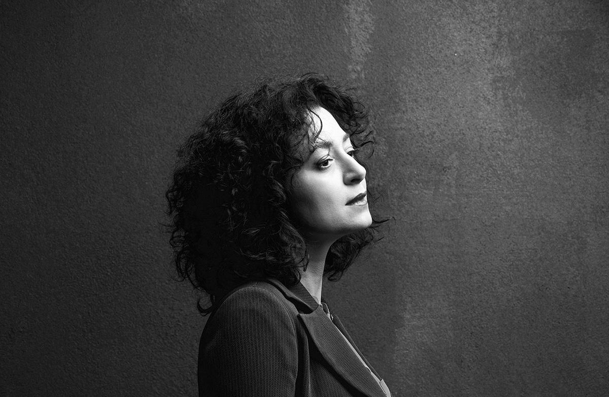 .<a href="/ETemelkuran/">Ece Temelkuran</a>'la Devir'i #ianedebiyat'ta konuştuk! Ay bitmeden alın. #devir