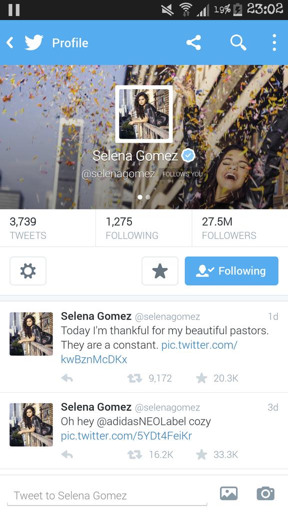dopestselena's tweet photo. 1. Follow me
2. Retweet this
3. Favorite this 
4. I will add you to a solo dm with Selena Gomez 
5. Please be patient http://t.co/HKQSjE627a