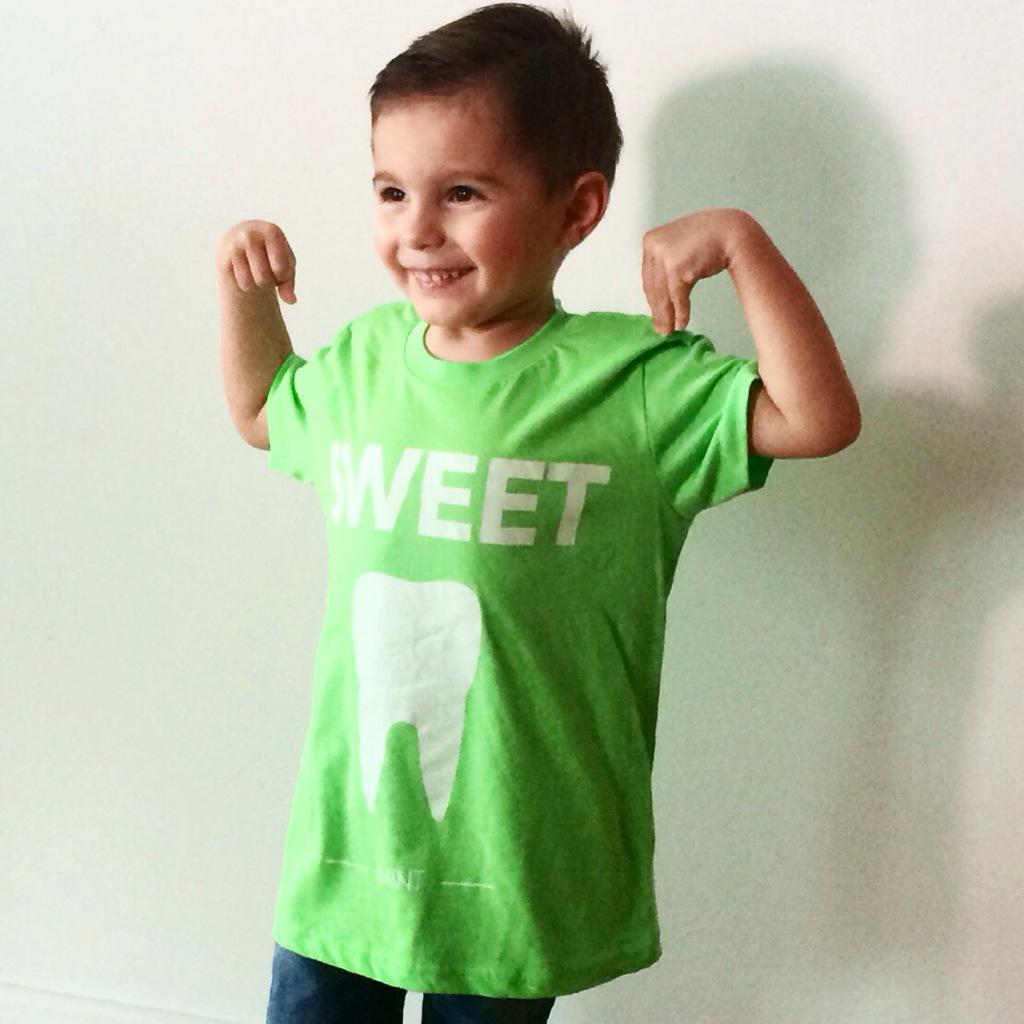 MINTdentistry's tweet photo. Behind the scenes of our #MintGear photo shoot! Kid sizes now available! (http://t.co/B9NnmfpsvX) #mintdentistry http://t.co/Z4ZVPWQR8m