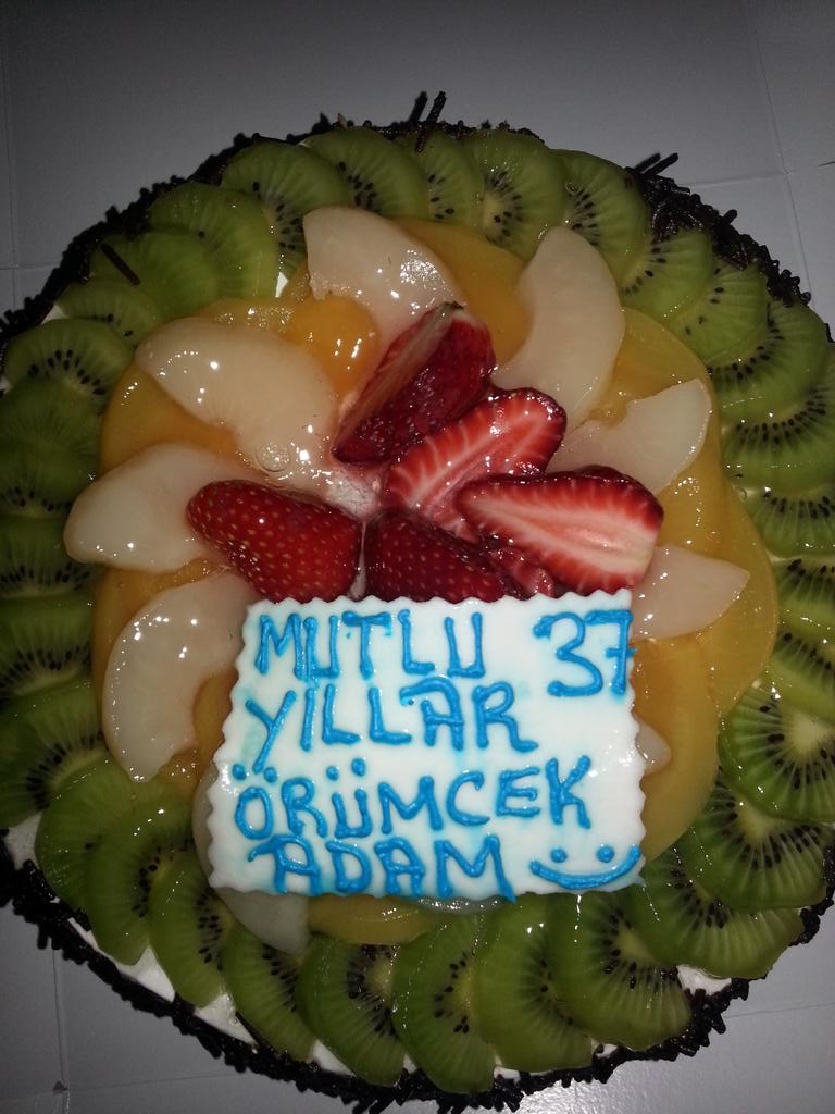 SedefSitesi's tweet photo. Bölgemize emeği geçen örümcek adam ayhan beyin doğum günü kutlu olsun.@AliKurumahmut1 @EmlakYonetim @Emlakisletmeler http://t.co/boZP0YUYA4