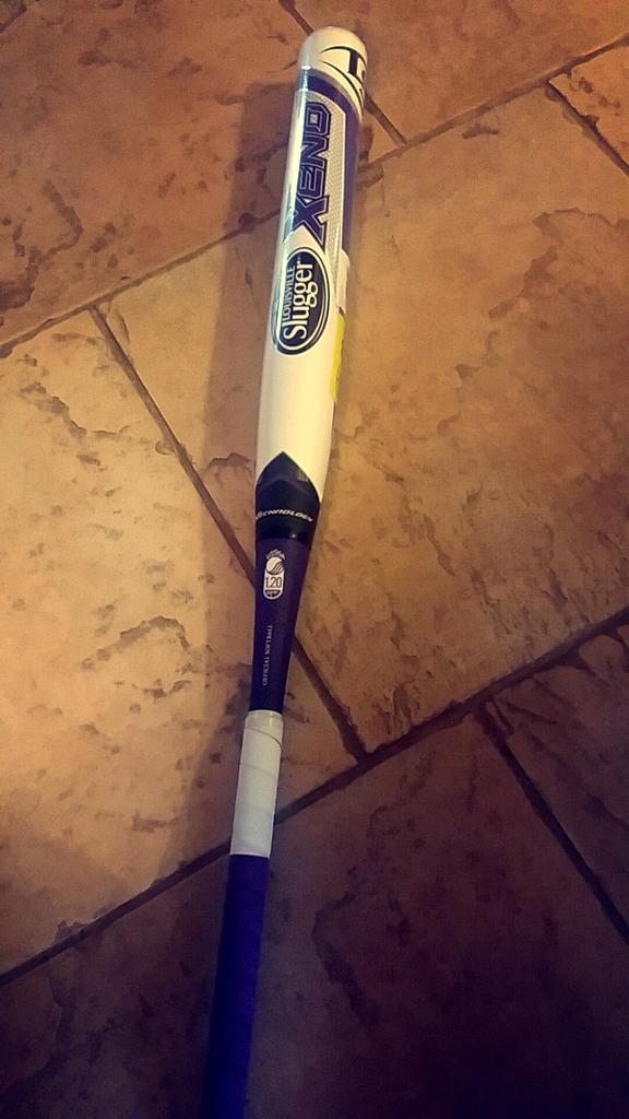 shealeigh20's tweet photo. This came in the mail today..so excited to go hit tonight 😄 http://t.co/XBjBFiRqio