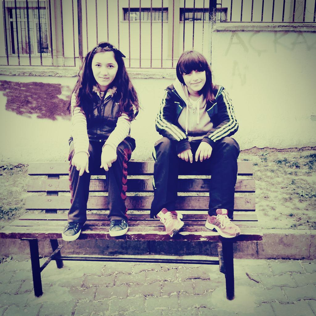 AskBitirir tweet picture