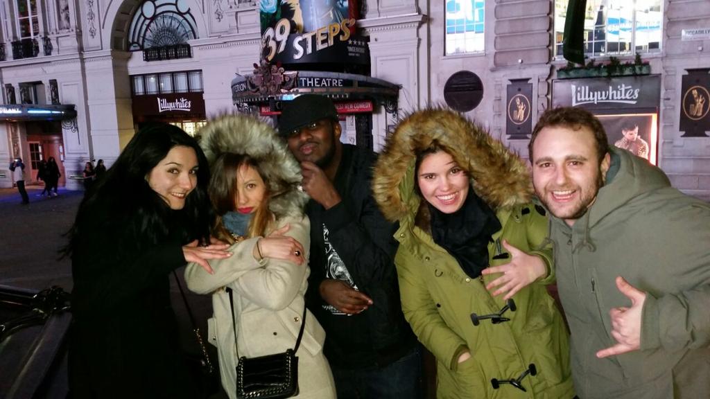 svega89's tweet photo. Guys... come back!!! Miss U already @_Claramelo8 @carri_miranda @xus_gutierrez http://t.co/nXbF92TJCv