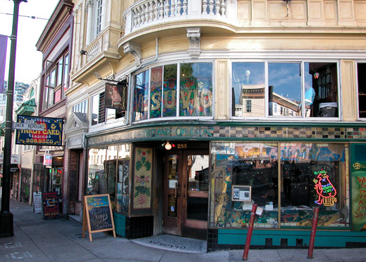 We're SO thrilled to welcome world-renowned bar @VesuvioCafe as a member of our district! vesuvio.com #SF