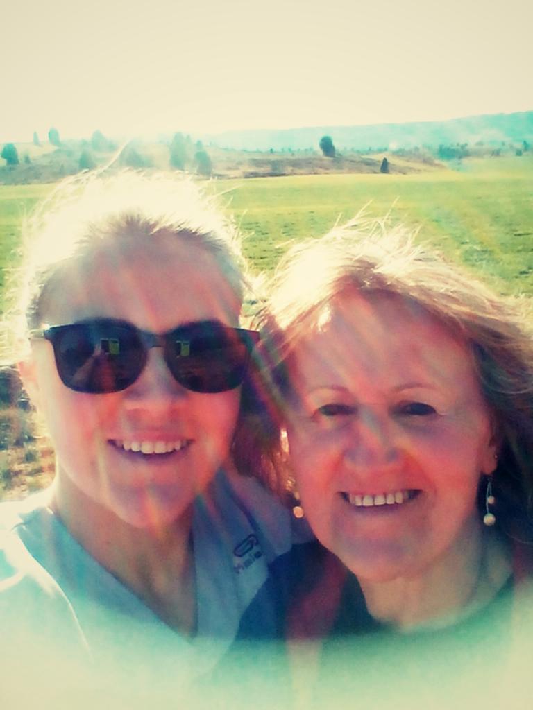 sandri_rh's tweet photo. Disfrutando del paseo con pilarica!!!! http://t.co/9MtexnmQMX