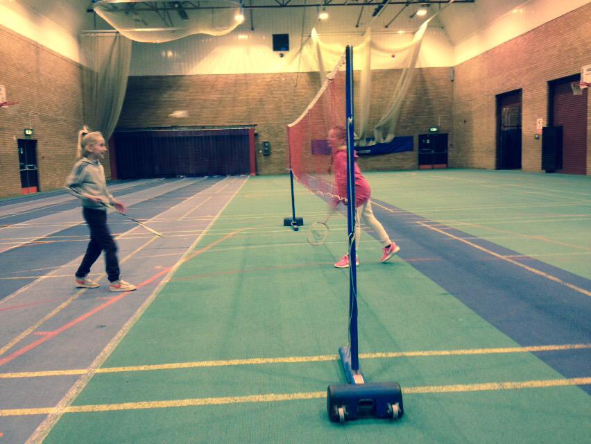 beverley1207's tweet photo. @CPickeringPri  Libbie and coco lambert playing badminton at Costello #futurestars http://t.co/l4b3dAtVwp