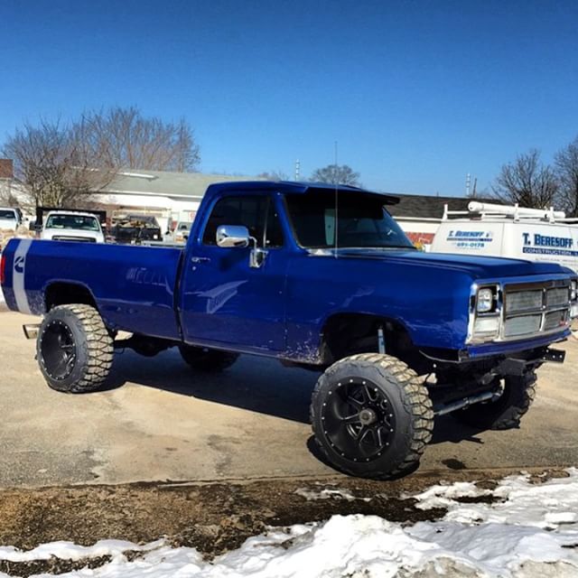 1st gen dodge cummins rollin coal