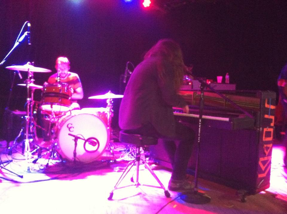 SinsInStereo's tweet photo. Detroit show...any closer and we would actually be IN the business.. @JRoddyBusiness @Sjasincolmus #tinnitus http://t.co/kVnQHNnsXb
