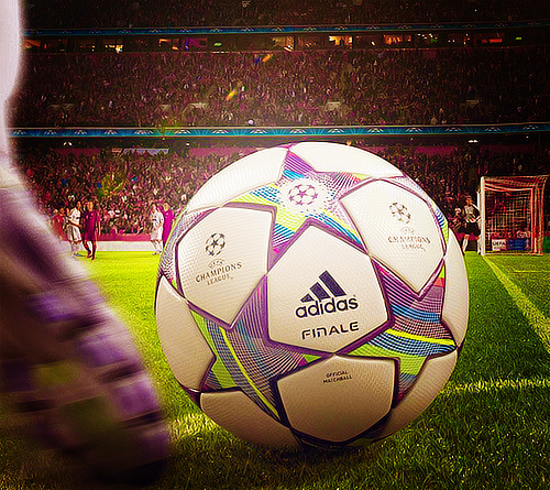 MotivacionesF's tweet photo. ¿Hermosos?... Hermosos son los días de Champions League. http://t.co/c3DnI1a0AM