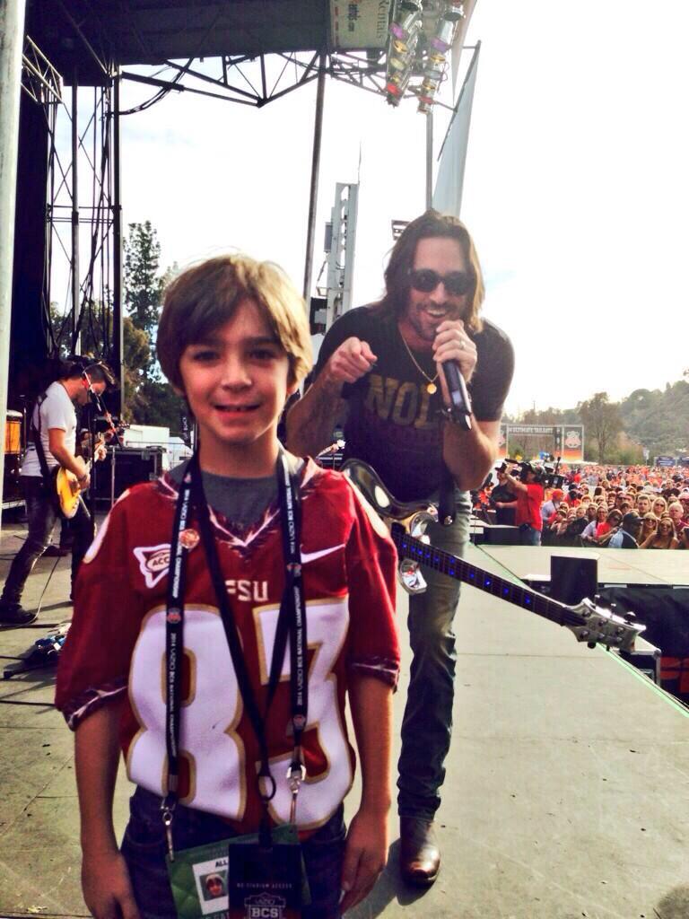 jakeowen's tweet photo. Thinking of my buddy Ethan Fisher going through his checkups today. We are all sending good vibes dude

@kidz1stfund http://t.co/TFqO4Qu0vv