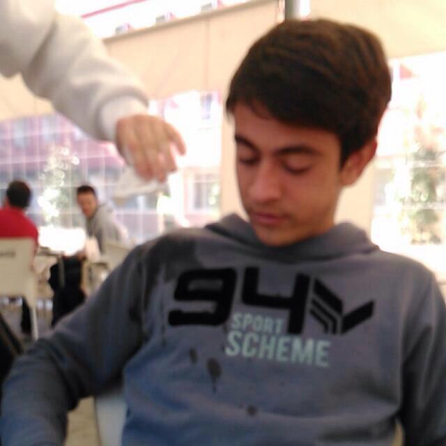 juliogarcia_15's tweet photo. Recuerda, Cuando todo sale mal, cuando todo va en tu contra.. Sonríe jajajajajaj!!😂😂 @96JRMC @damianvc94 @95asanchez http://t.co/lN0a5laXL1