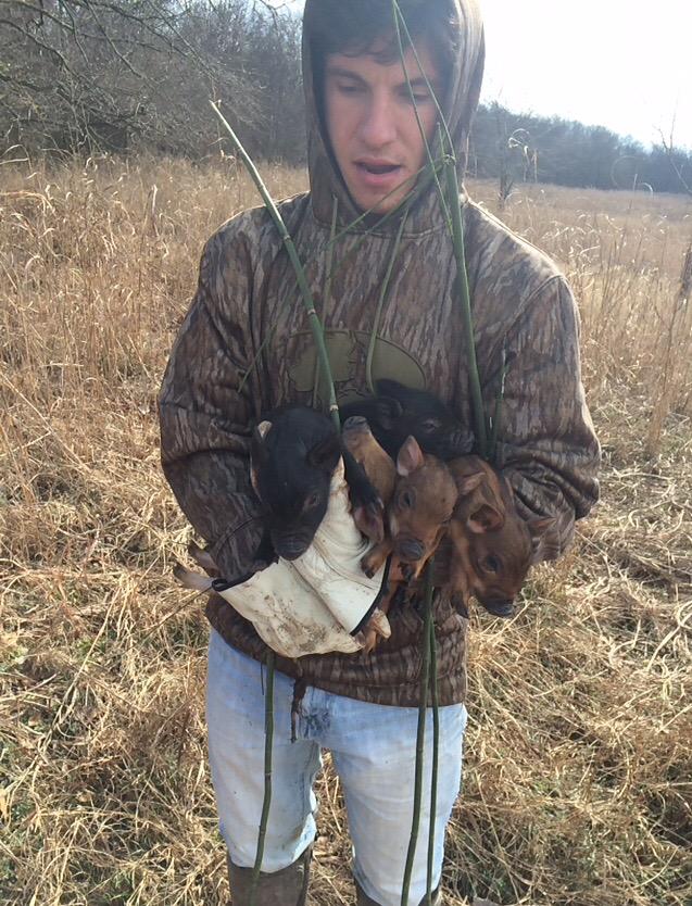 poola14's tweet image. Shout out to these cuties, love ya lots @CodyFincher38 😘😘