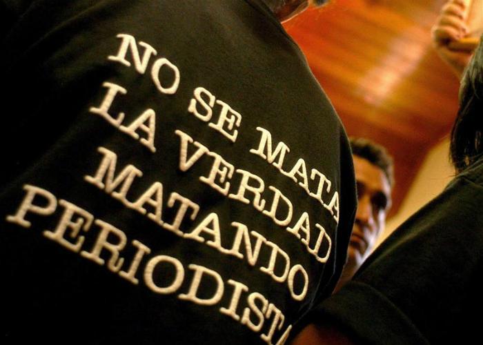 olaf_rod's tweet photo. "@SinEmbargoMX: Dos periodistas son asesinados en Guatemala http://t.co/Kx2yWSJ9h9 http://t.co/UkcftYi5Oe"
