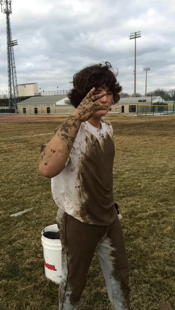 UAoptiJazz's tweet photo. Getting muddy just shows our mental toughness throughout all conditions #comeatusheat @officialheatopt http://t.co/YHG4sNQYHu
