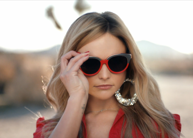 PistolAnniesLuv's tweet photo. #LittleRedWagon video is here!! http://t.co/LKeFMXAIHG