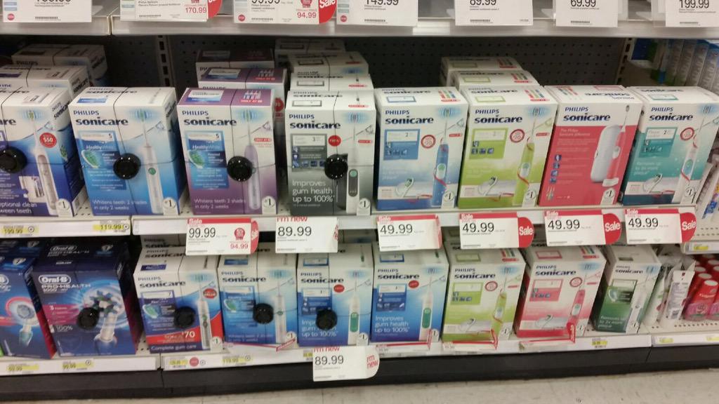 #G391AP4x4 -Sr. TPS Nicole getting some detail in D49!  Go Sales!