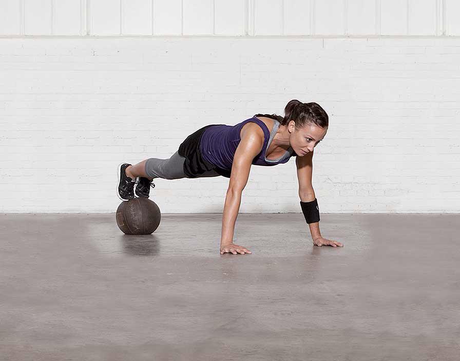 adeangelo01's tweet image. Body Remix  #NTC
 go.nike.com/0873cm66