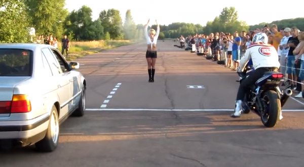 NetCarZone's tweet image. HOW NOT TO #DragRace  ON A #Motorcycle !

WATCH FULL VIDEO HERE: goo.gl/WNzyr7
