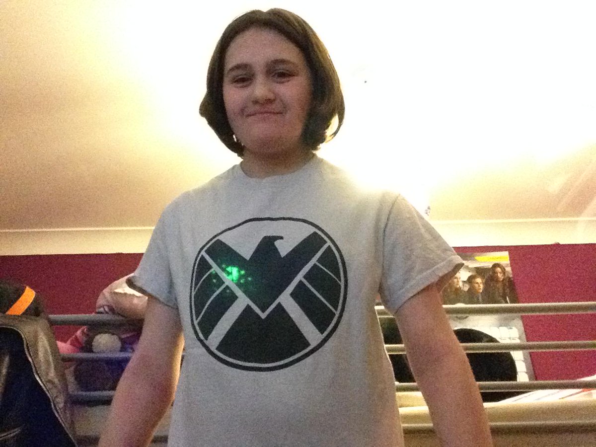 JJPR11's tweet image. Look at my shield t-shirt