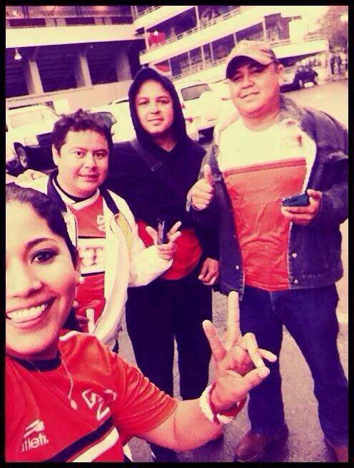 davidhdzb's tweet photo. #InvasionNaranja todos somos #FuerzaNaranja Jajajaja che raza apoyando al @CFCorrecaminos a veda @asiesmonterrey http://t.co/Ysaa5xLLQO