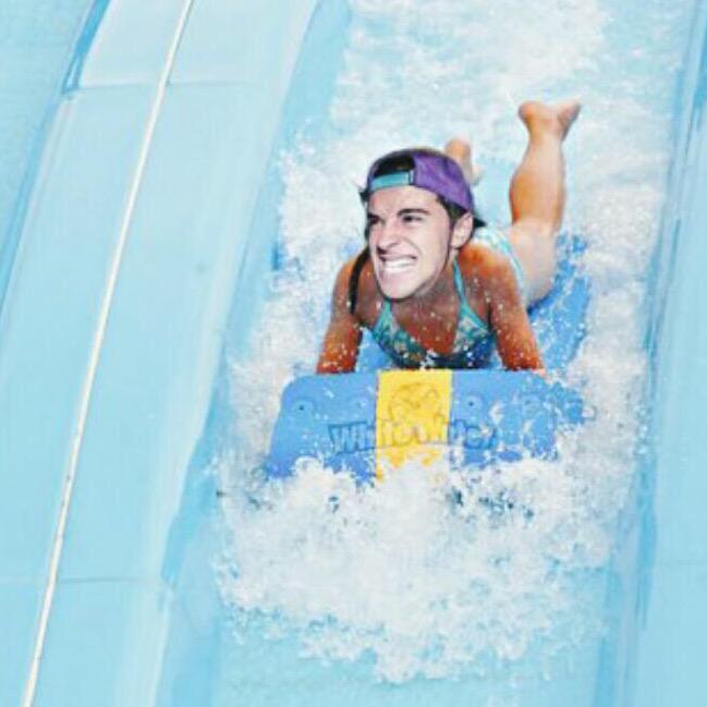 jakemiller's tweet photo. Few more minutes guys!! Don't give up!! Keep retweeting and I might just slide into your DMs like http://t.co/piI0AvmHl9