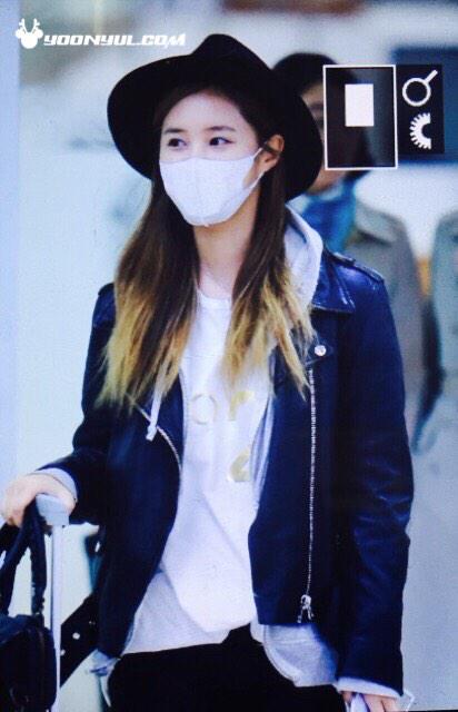 [PIC][11-03-2015]Yuri trở về Hàn Quốc vào trưa nay B_y5L9DUIAAgP97