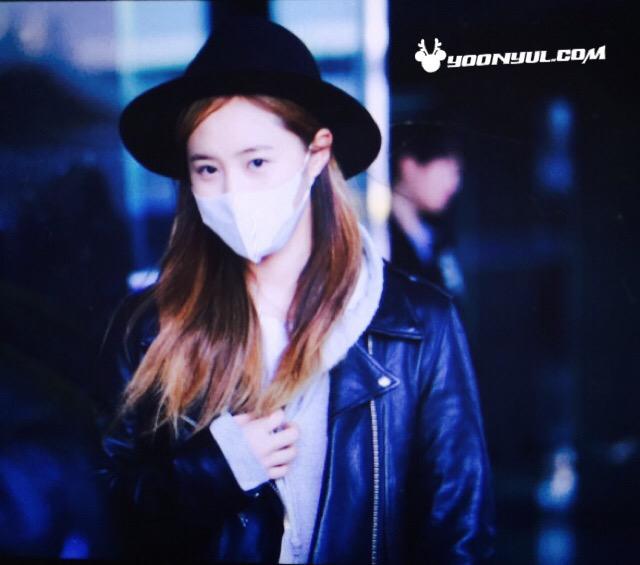 [PIC][11-03-2015]Yuri trở về Hàn Quốc vào trưa nay B_y5W7bU8AA0bgw