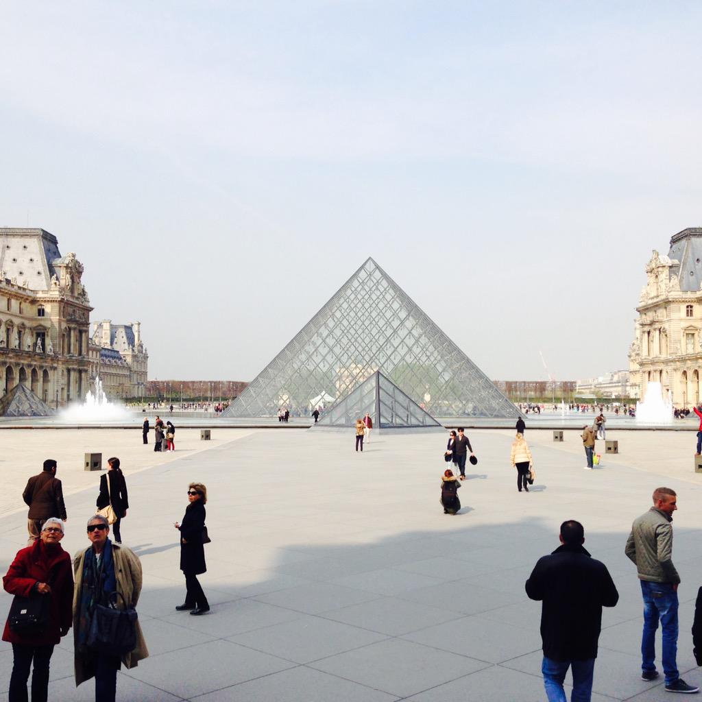 Christinedevlrs's tweet image. blessed to have been able to go to the places I've gone 🙏💕